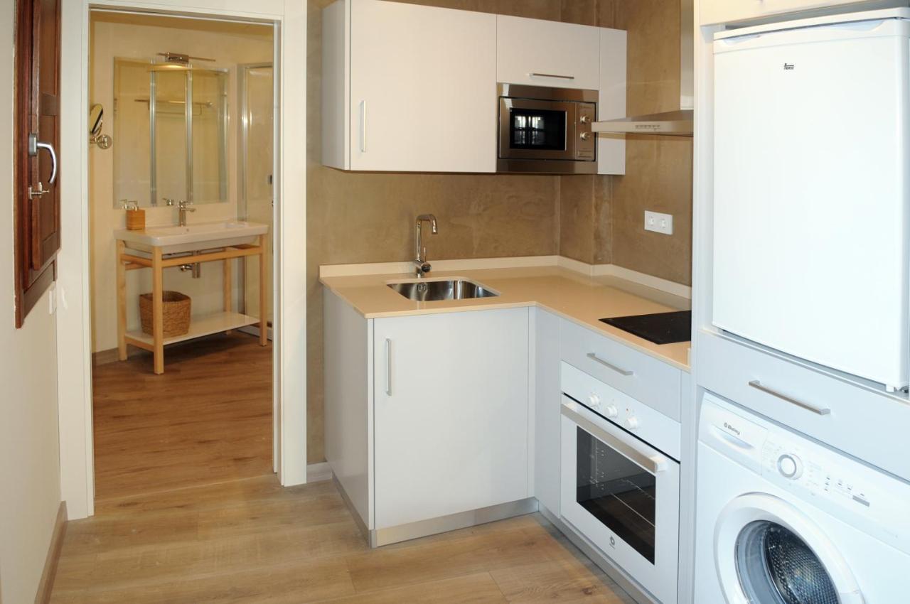 Apartamentos Turisticos Guiana 蓬费拉达 外观 照片