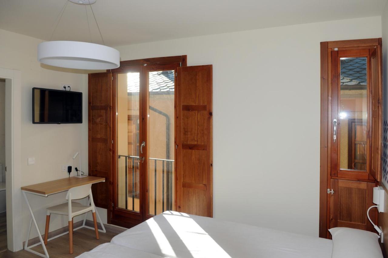 Apartamentos Turisticos Guiana 蓬费拉达 外观 照片